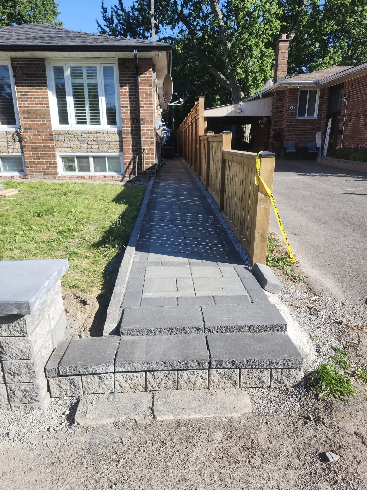 Interlock steps and entrance